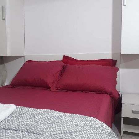 Studio Central Proximo A Faculdade E Rodoviaria Curitiba Dış mekan fotoğraf